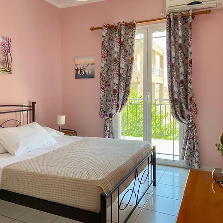 Fotis Apartment *